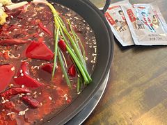 -黄潇洒老火锅(九眼桥宏济巷店)