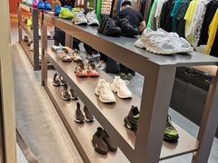 -BALENCIAGA(恒隆广场店)
