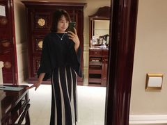 -深圳富苑皇冠假日套房酒店