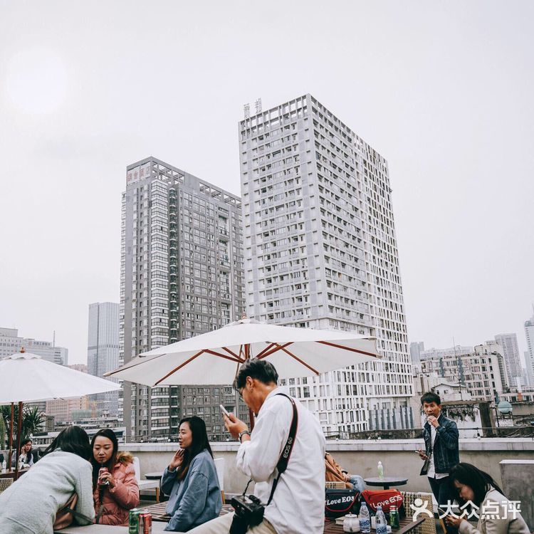 成都旅行攻略|瓦当瓦舍，在成都最繁华的地段游人温柔的家