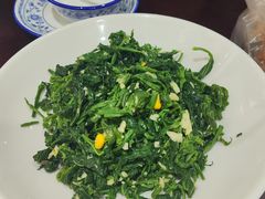 巧拌桑叶苗-邢家锅贴老店·非遗·开封菜(金明广场店)