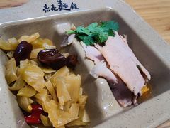 猪肘套餐-亮亮面馆(经六路店)