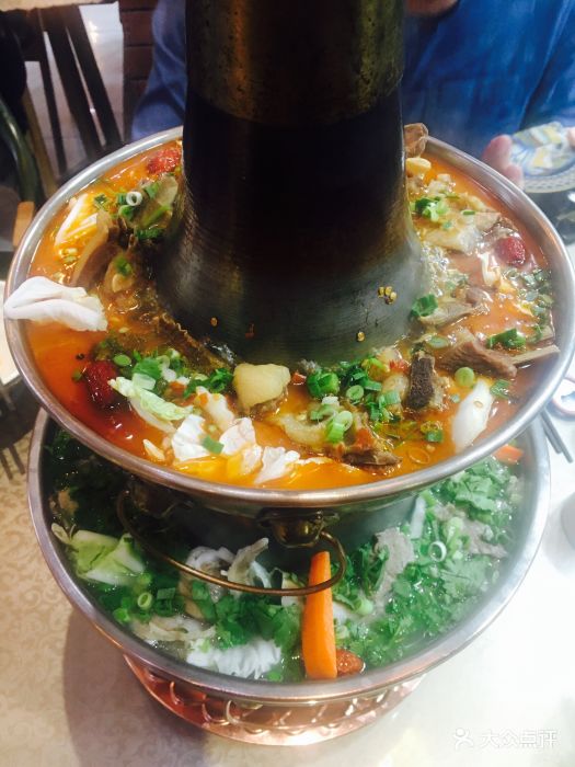 刘记弟兄龙虾·炭火铜炉羊肉锅(秦虹路店)图片 - 第706张