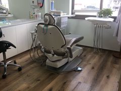 -Dr.Z dental仁康种植矫正中心