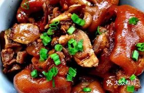 Long Brand Soy Sauce Braised Pig Trotter