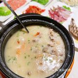 吃过烤肉，你吃过在瓦片上的烤肉嘛？