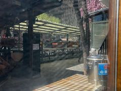 -北京水岸山吧度假村(雁栖镇店)