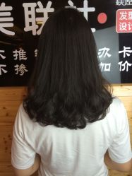 -镁连社·美联社