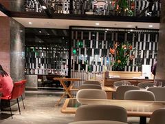 大堂-四季民福烤鸭店(西单华威约饭街店)