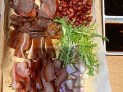 -关东小磨东北菜(上海长风大悦城店)