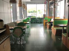 大堂-老乡鸡(六安健康路加油站店)