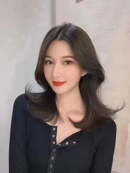 -洛施奇烫发染发沙龙
