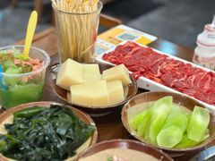 -黔有有贵州酸汤夺夺粉火锅(五味十字店)