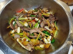 -九道菜有鸡鱼头(石鼓路店)