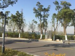 -上海滴水湖皇冠假日酒店