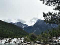 -玉龙雪山蓝月谷