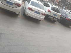 -梦之城购物中心