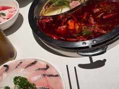 -茅草房·河畔园林火锅