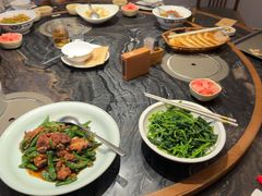 -湘力力小院·鱼汤泡饭(枫林路店)