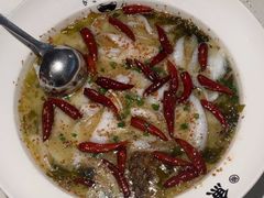 -江渔儿酸菜鱼(奥园广场金发购物中心店)