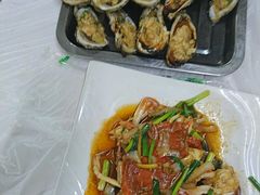 -覃记海鲜美食餐厅