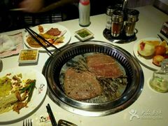 -12道烤味自助牛排海鲜烤肉餐厅(鑫都国际广场店)