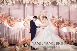 -洋洋婚纱品牌集合店
