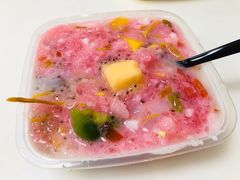 草莓刨冰-桐园果汇(湖贝店)