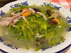 -龙桥私厨·姜花菊花过桥鱼·顺德菜(容桂店)