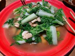 -半步颠小酒馆(繁花中心)