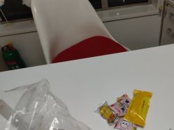 -咪咪专业脱毛连锁机构
