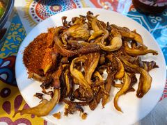 炸菌子-勺子米线·云南传统小吃市集(四方街店)