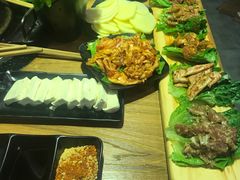 -赞酱川式烤肉(蜀都万达店)