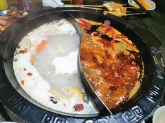 -火云天重庆火锅自助(中山路店)
