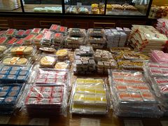 零售区-百饼园(元洪城店)