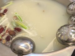 -小叫驴养生驴肉火锅(龙游店)