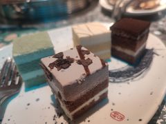-阪尚皇·原切牛排·烤肉火锅自助(北京路店)