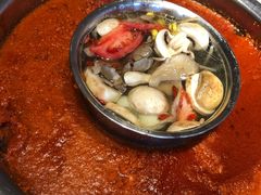 -岗上渣渣老火锅(两路口店)