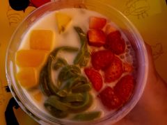 士多啤梨芒果绿茶拉面-甜心妈妈·榴莲星级糖水(北京路总店)
