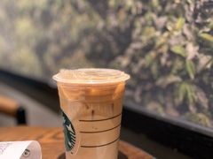 燕麦拿铁-星巴克(广州淘金路店)