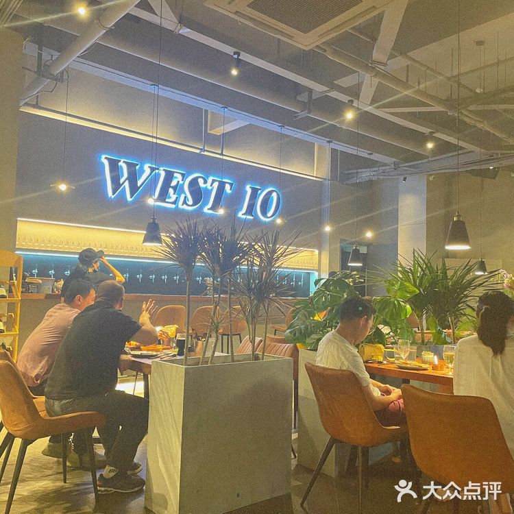探店丨未来科技城氛围极佳的西餐精酿餐吧❗