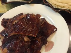 -余杨鸭鸭餐厅