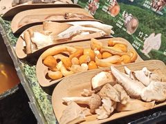 -芸山季·云南野生菌火锅(人民广场来福士店)