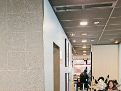 -麦当劳(轻轨曹杨路店)