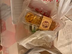 -新月蛋糕西点专卖店(大麦街店)