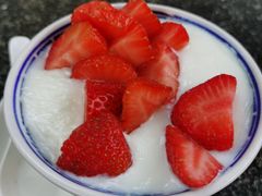-周大娘牛乳(旧寨古村总店)
