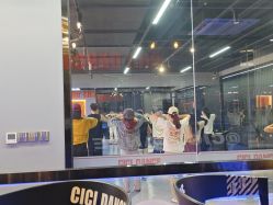 -CICI街舞专业培训