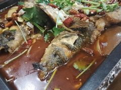 -老东镇啤酒屋海鲜加工·蒸汽海鲜·海鲜烧烤(台东店)