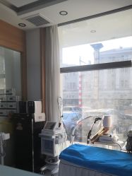 -靓芙泉专研痘痘肌