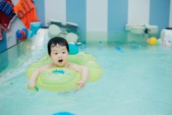 点击看大图 -Pony Baby宝尼婴幼儿游泳SPA馆